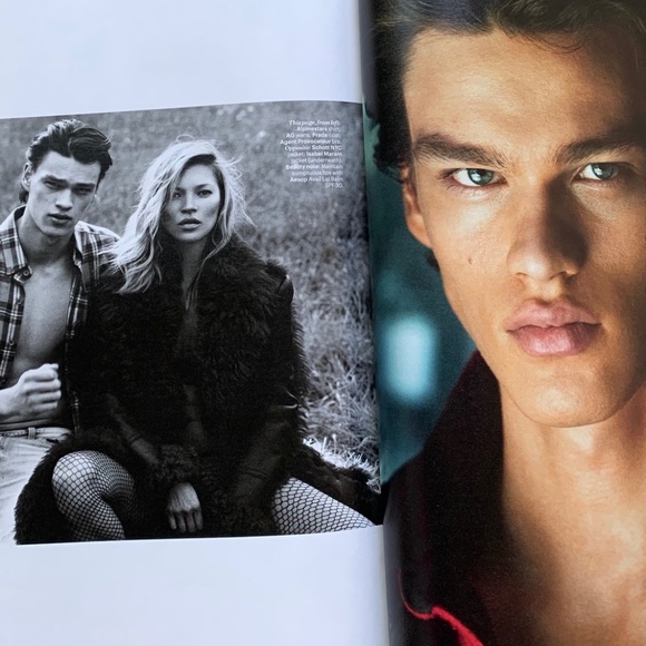 W Magazine Rihanna September 2014 - Picture 9 of 10